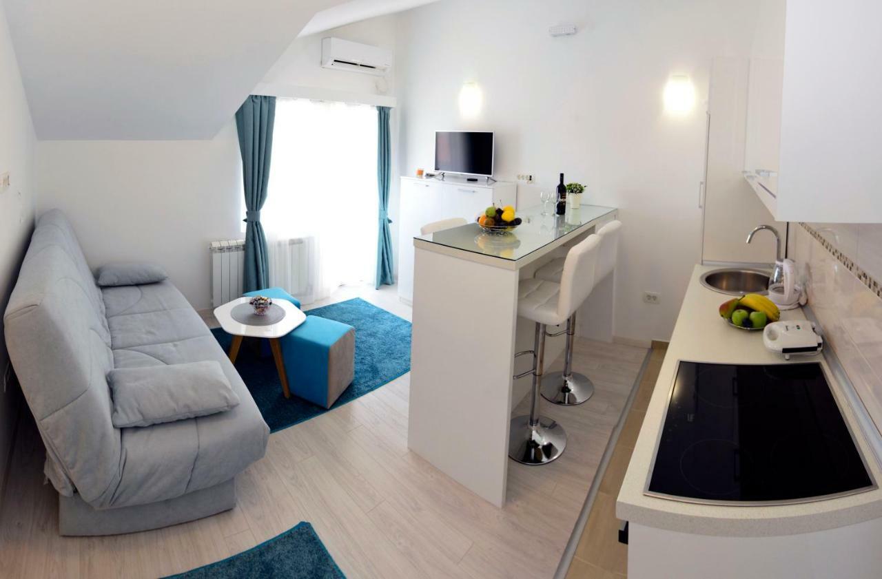 Apartmani Stefanija Тиват Екстер'єр фото