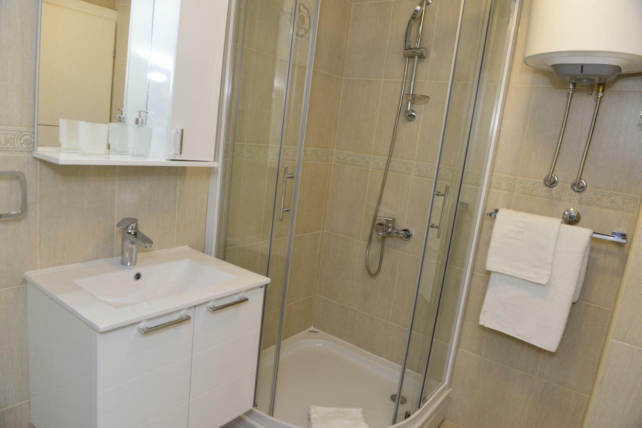 Apartmani Stefanija Тиват Екстер'єр фото