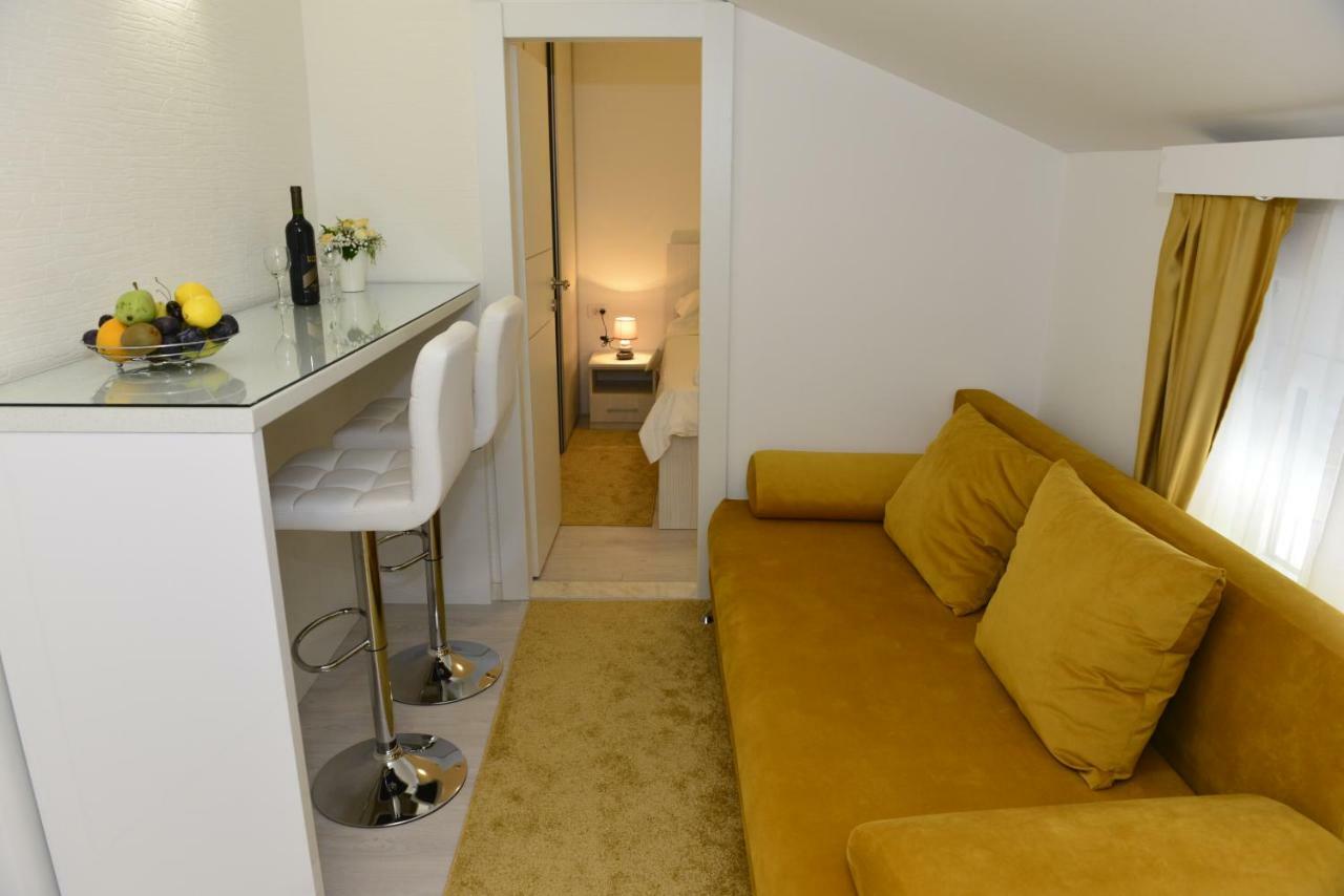 Apartmani Stefanija Тиват Екстер'єр фото