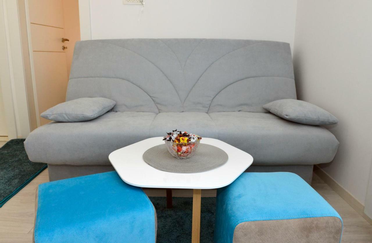 Apartmani Stefanija Тиват Екстер'єр фото
